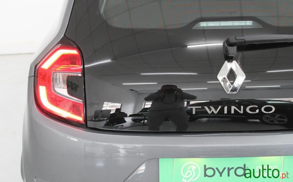 2021' Renault Twingo Electric Life photo #6