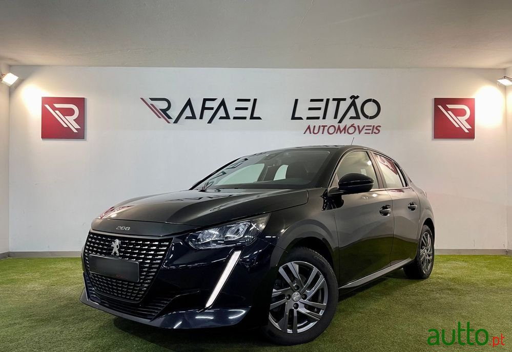 2022' Peugeot 208 photo #1