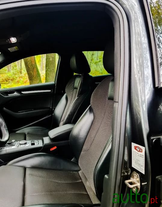 2017' Audi A3 Sportback photo #4