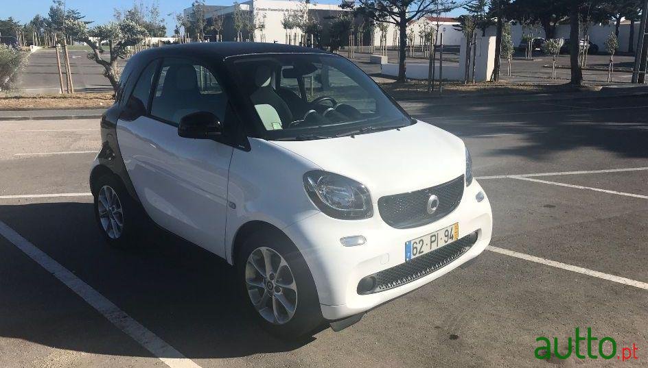 2014' Smart Fortwo Passion photo #1