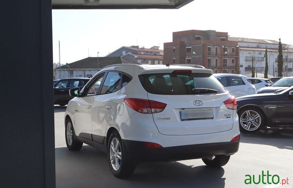 2012' Hyundai ix35 photo #5