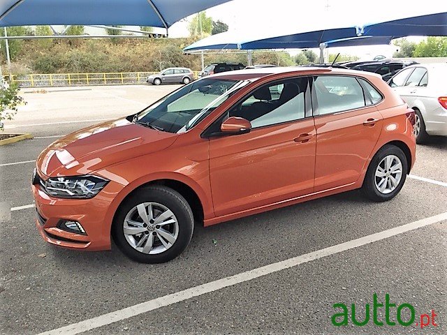 2018' Volkswagen Polo photo #1