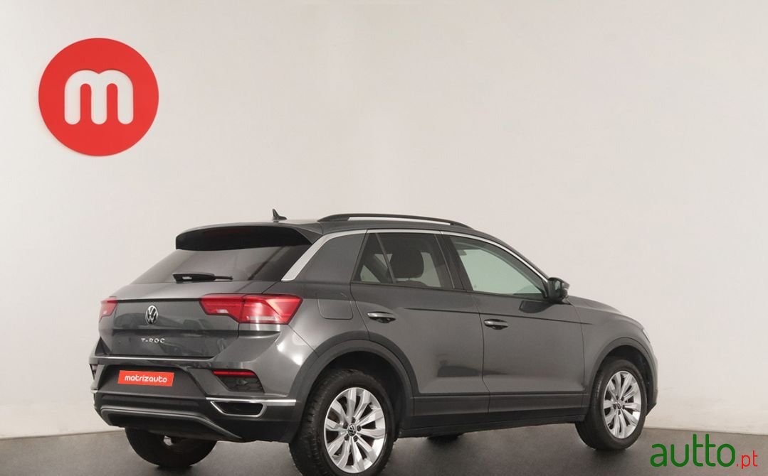 2021' Volkswagen T-Roc photo #4