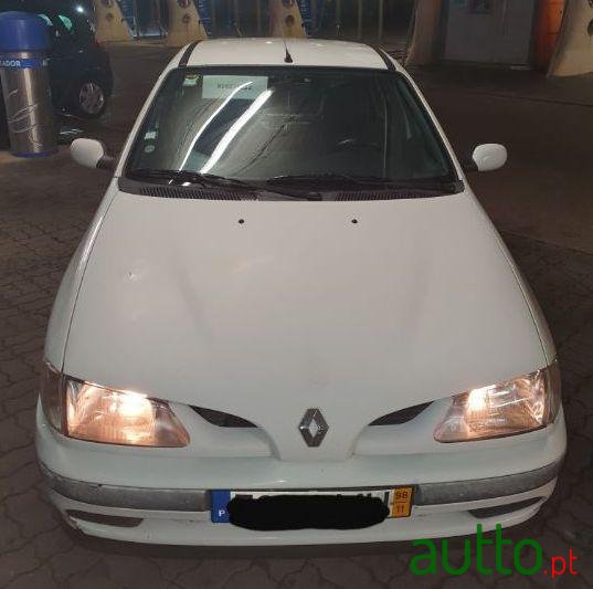 1998' Renault Megane photo #1
