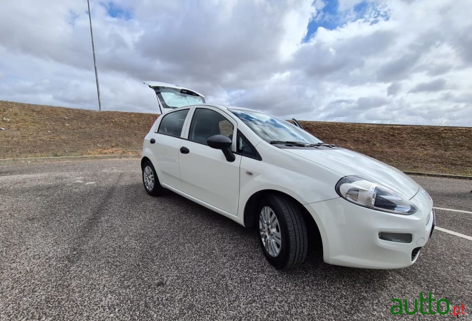 2018' Fiat Punto photo #3
