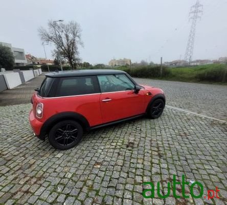 2011' MINI One photo #4