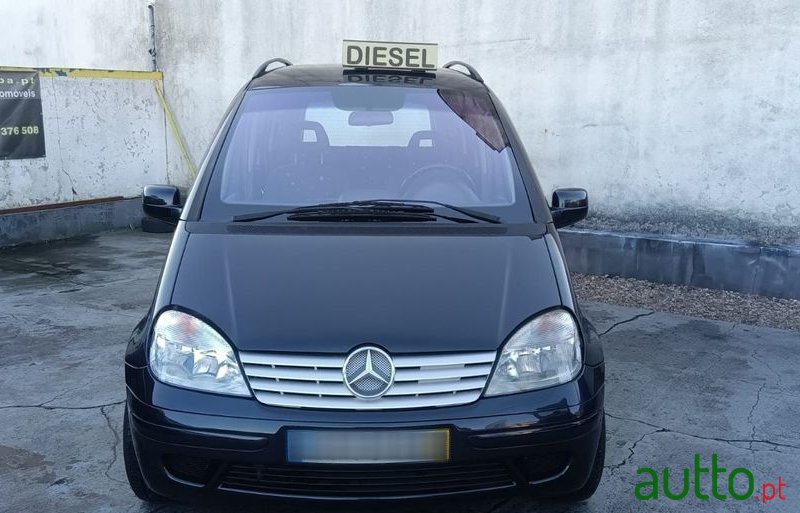2003' Mercedes-Benz Vaneo photo #2