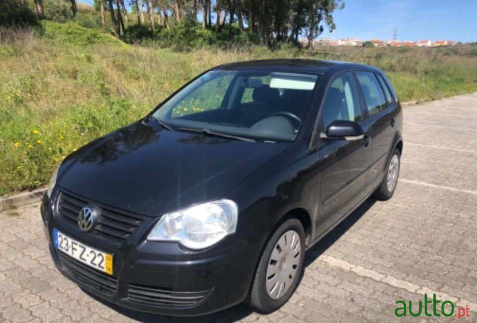 2008' Volkswagen Polo photo #1