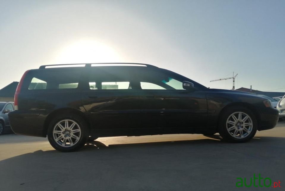 2006' Volvo V70 photo #4