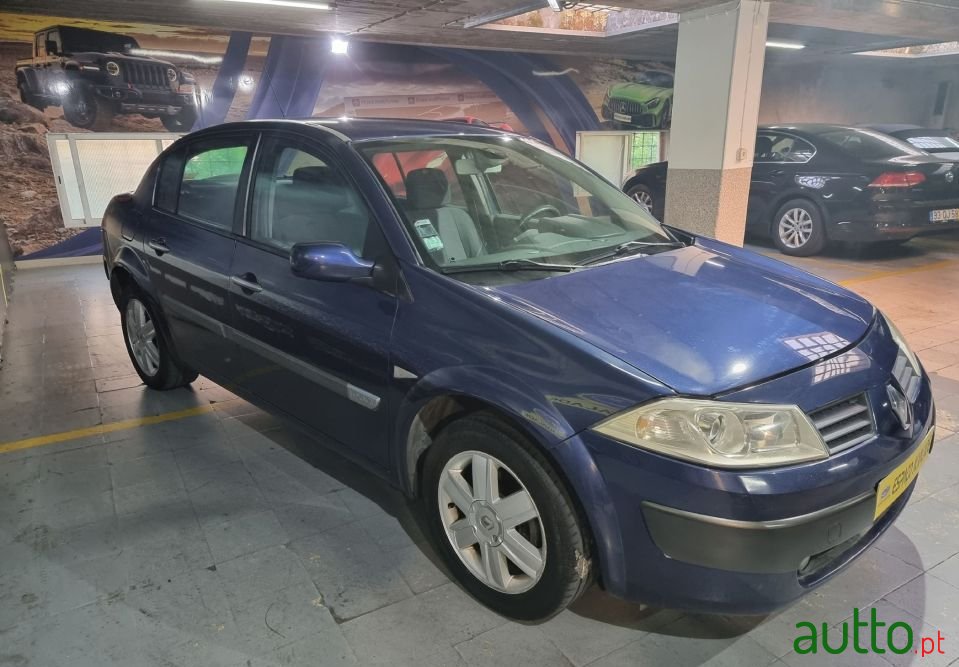 2005' Renault Megane photo #3