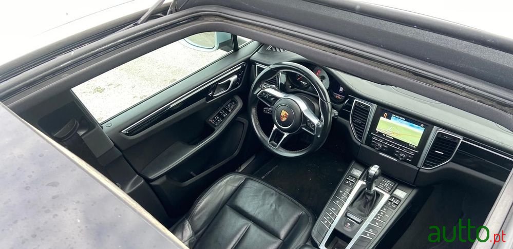 2016' Porsche Macan S photo #6