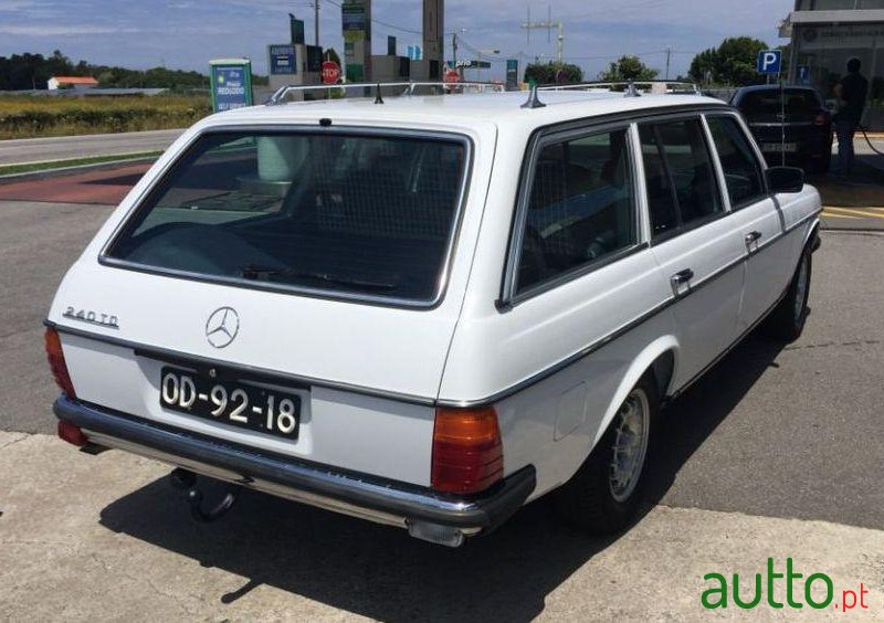 1987' Mercedes-Benz E-240 Station photo #2