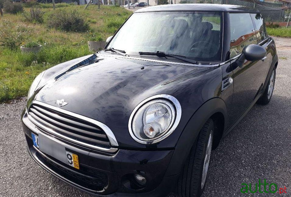 2011' MINI One D photo #1