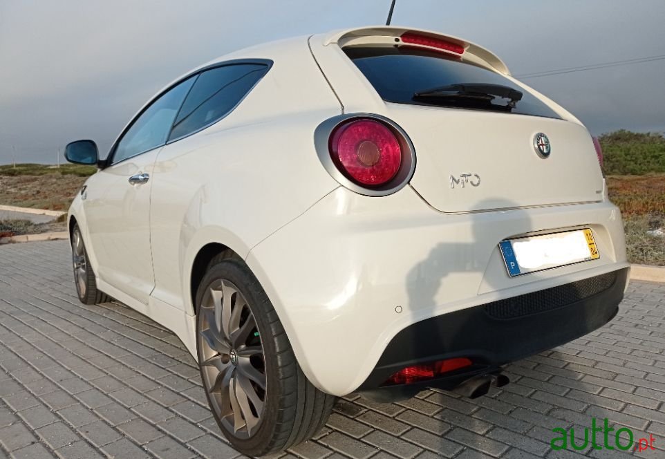 2010' Alfa Romeo MiTo photo #4