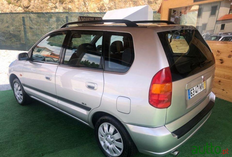 1999' Mitsubishi Space Star photo #1