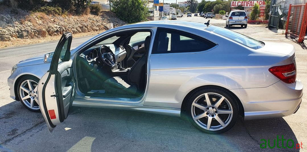 2015' Mercedes-Benz C-220 photo #3