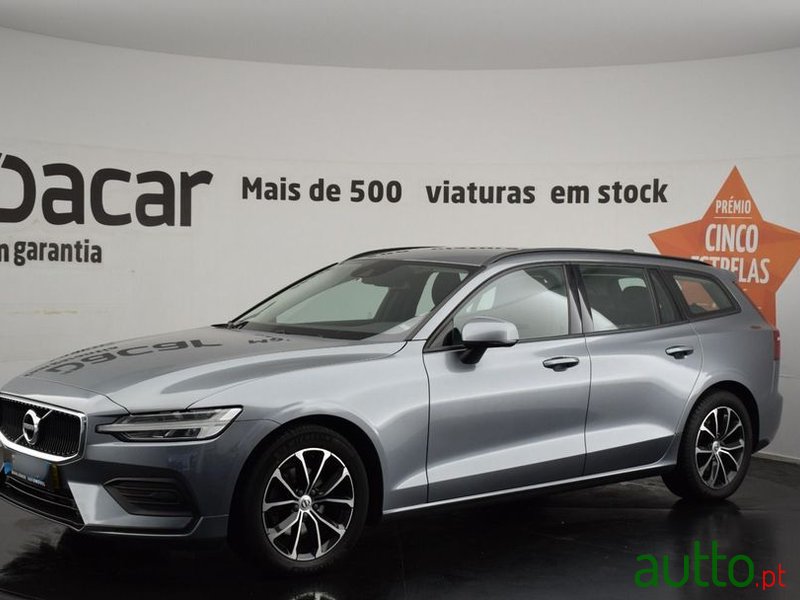 2019' Volvo V60 photo #3