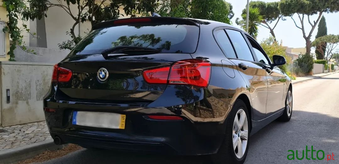 2015' BMW 116 Sport photo #4