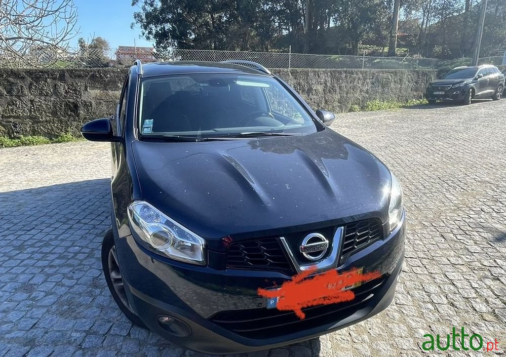 2012' Nissan Qashqai photo #2