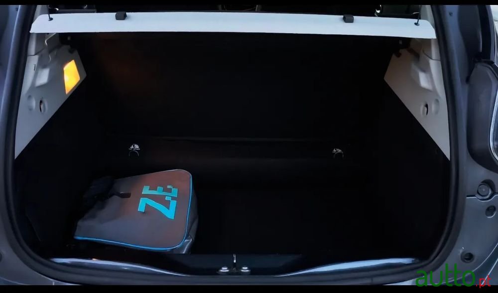 2017' Renault Zoe photo #2