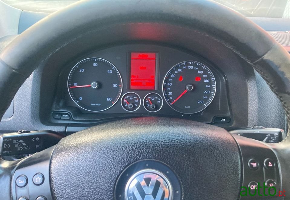 2008' Volkswagen Golf Variant photo #6