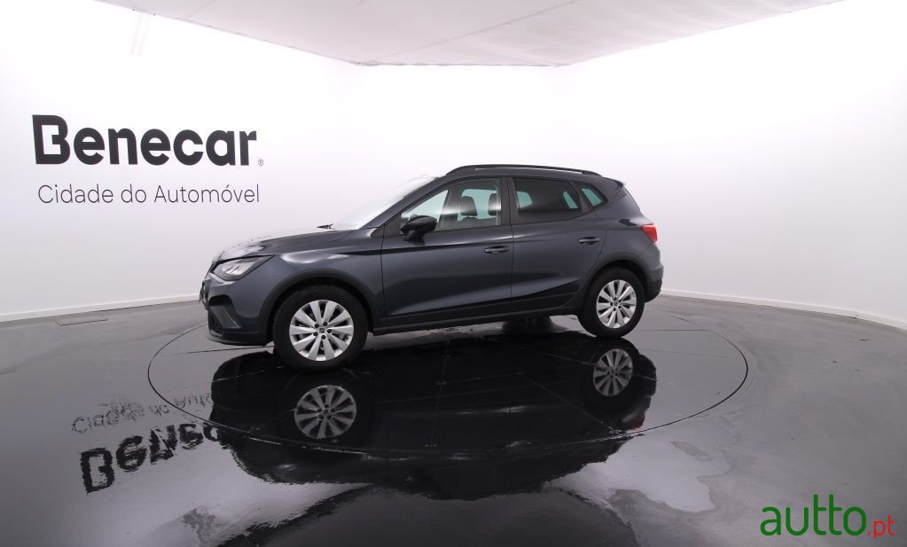 2021' SEAT Arona photo #2