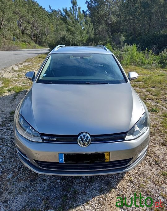 2015' Volkswagen Golf Variant photo #4