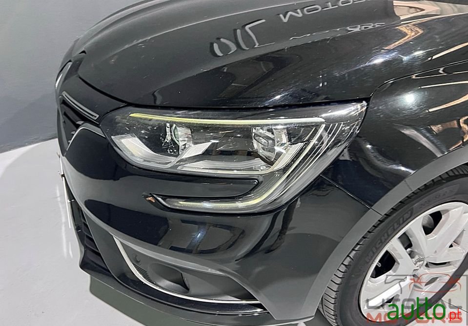 2019' Renault Megane Sport Tourer photo #5