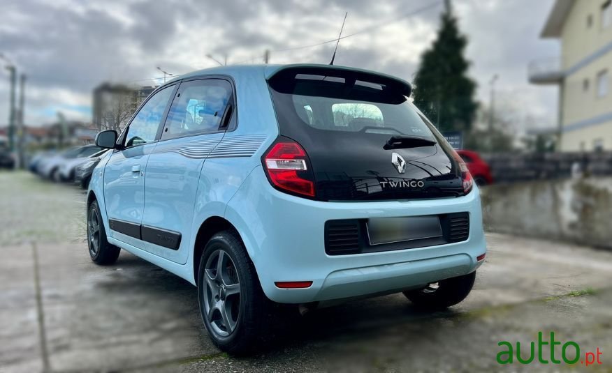 2014' Renault Twingo photo #3