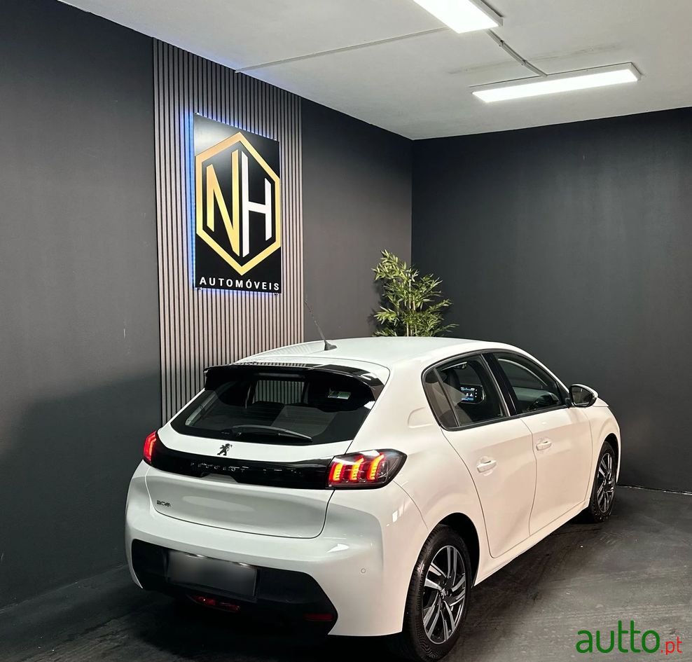 2019' Peugeot 208 photo #4