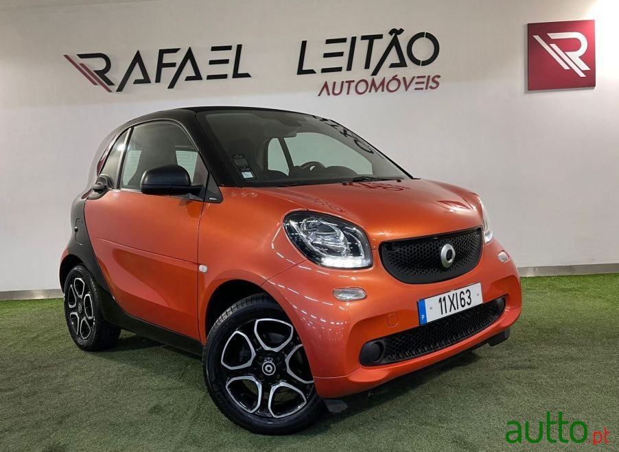 2019' Smart Fortwo photo #4