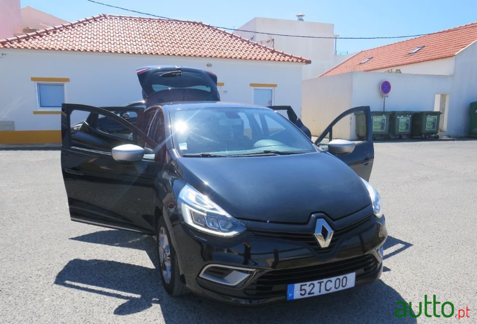 2017' Renault Clio photo #3