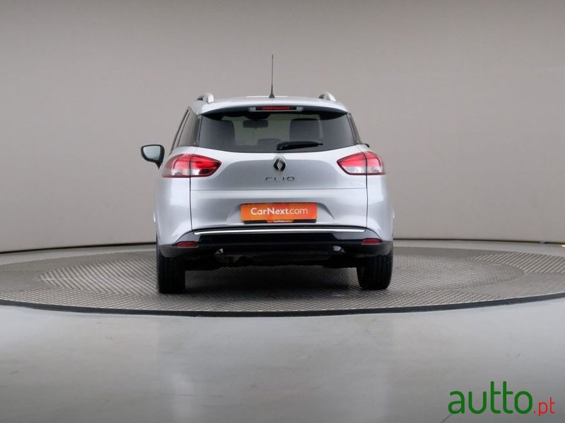 2017' Renault Clio Sport Tourer photo #5