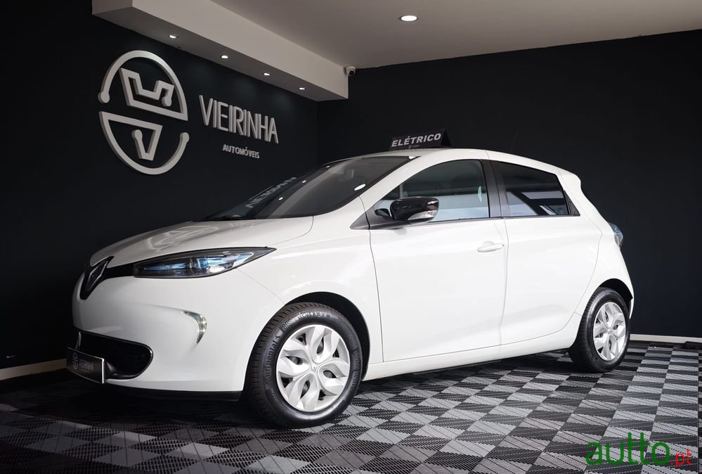 2015' Renault Zoe photo #3
