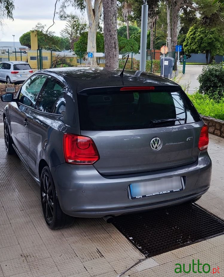 2013' Volkswagen Polo photo #4