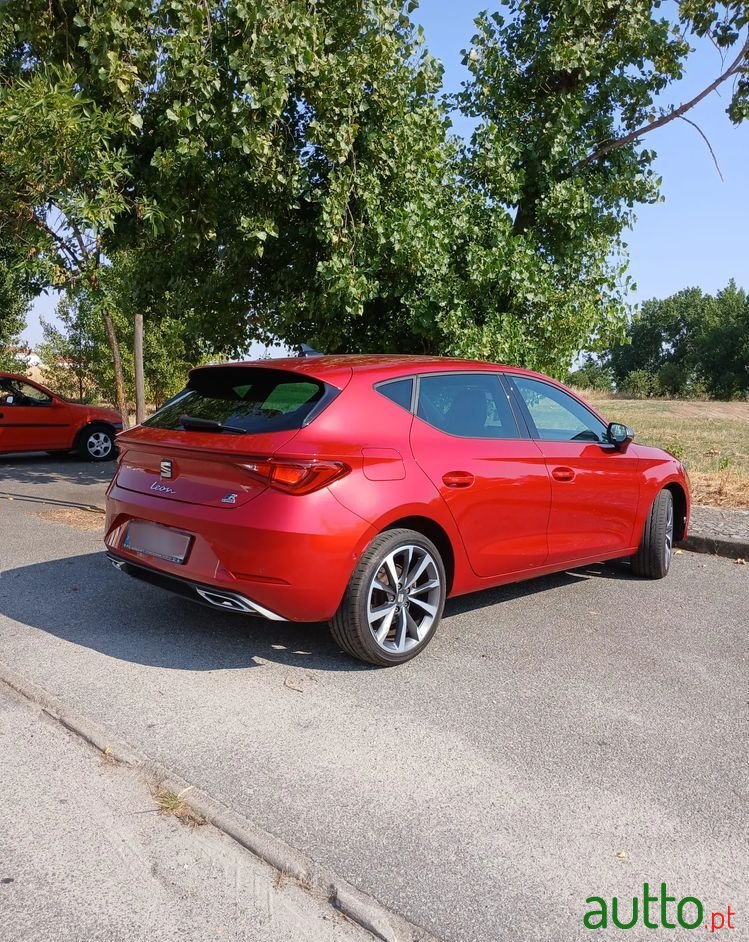 2020' SEAT Leon photo #5