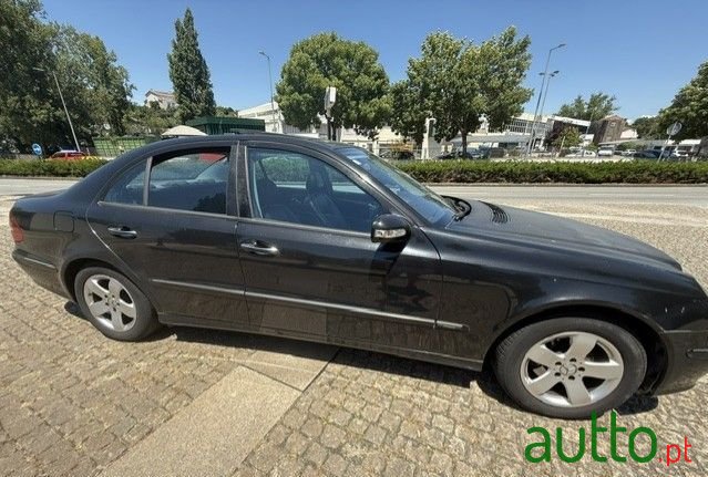 2003' Mercedes-Benz Classe E photo #6