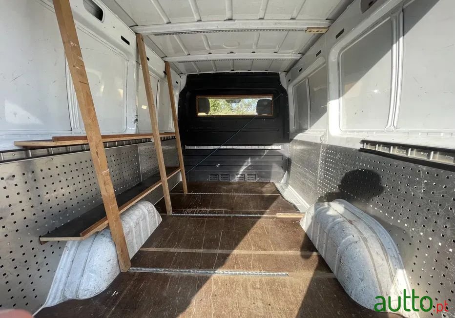 2005' Mercedes-Benz Sprinter photo #6