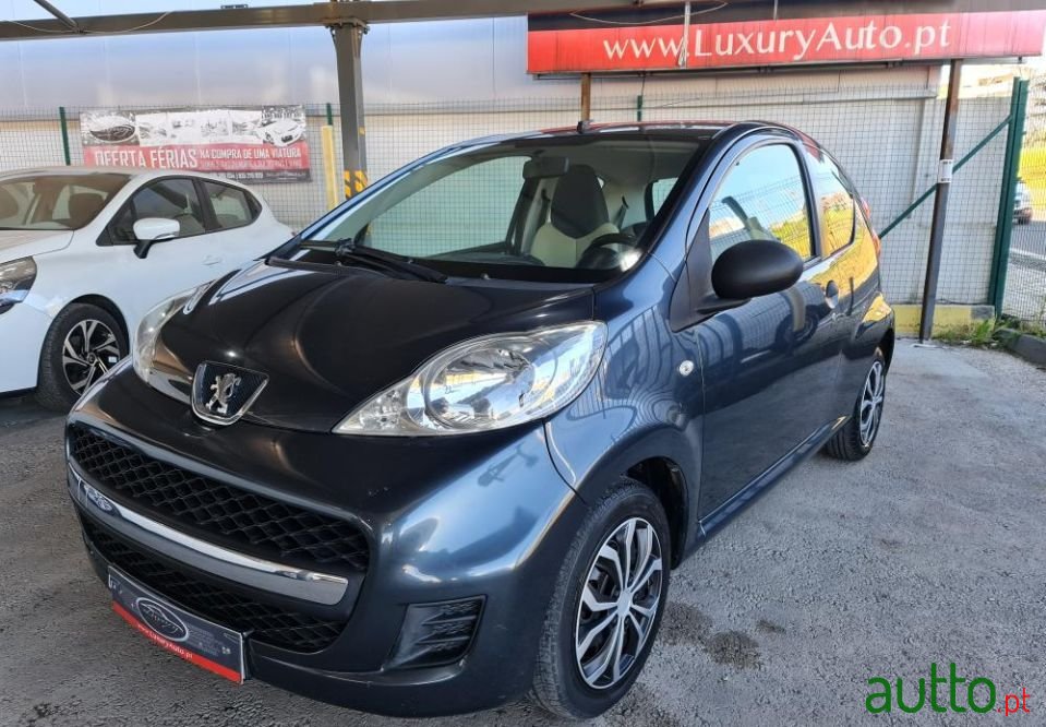 2009' Peugeot 107 photo #1