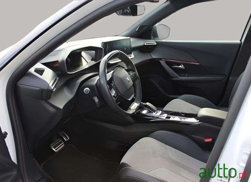 2022' Peugeot e-2008 Gt photo #6