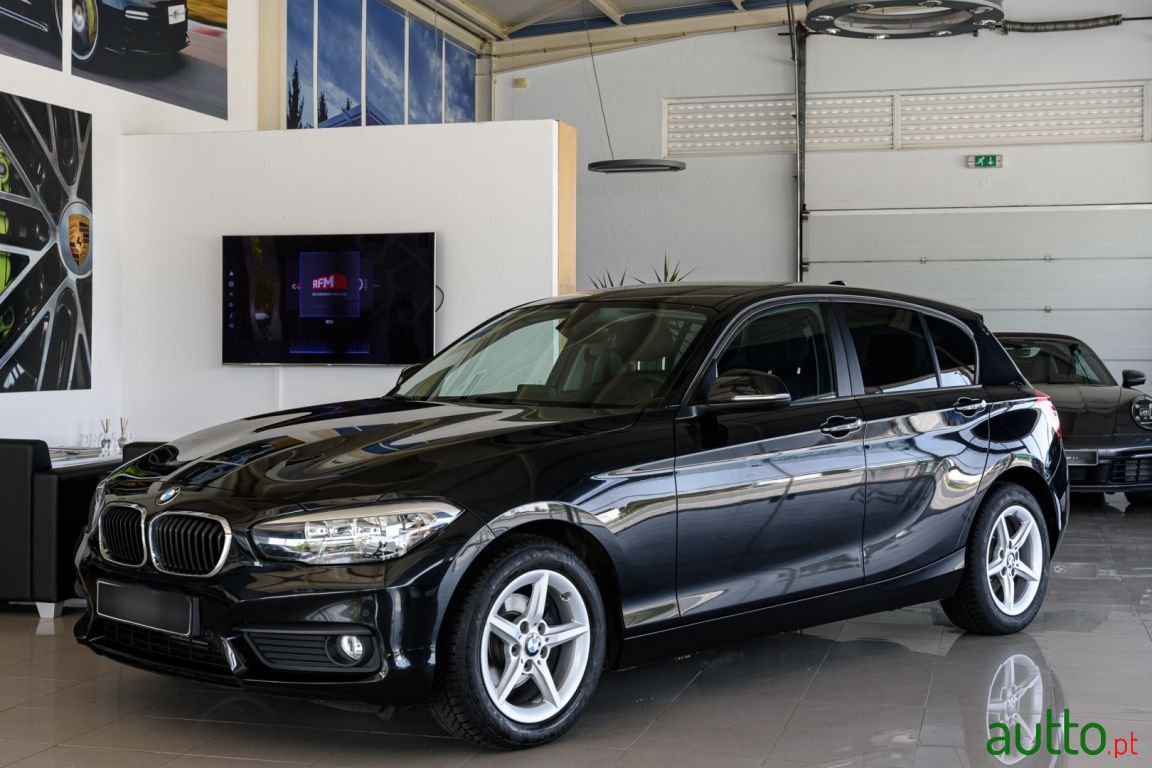 2019' BMW 116 photo #1