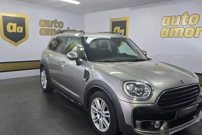 2019' MINI Countryman One D Auto