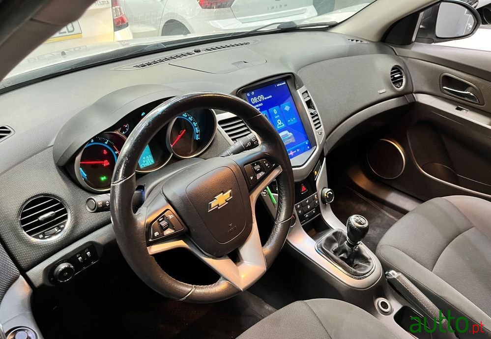 2012' Chevrolet Cruze 1.7 Lt photo #6