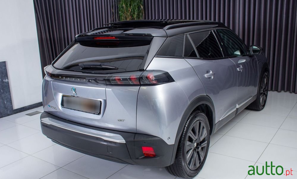 2021' Peugeot e-2008 Gt Pack photo #4