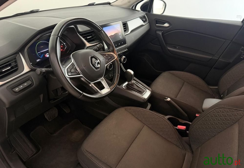 2022' Renault Captur photo #4