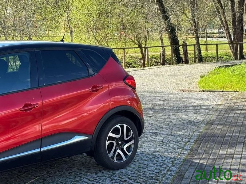 2015' Renault Captur photo #4