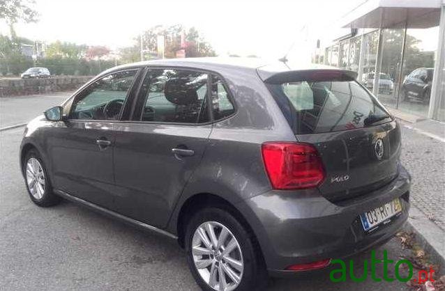 2016' Volkswagen Polo photo #1