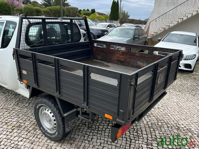 2015' Mitsubishi L200 photo #6