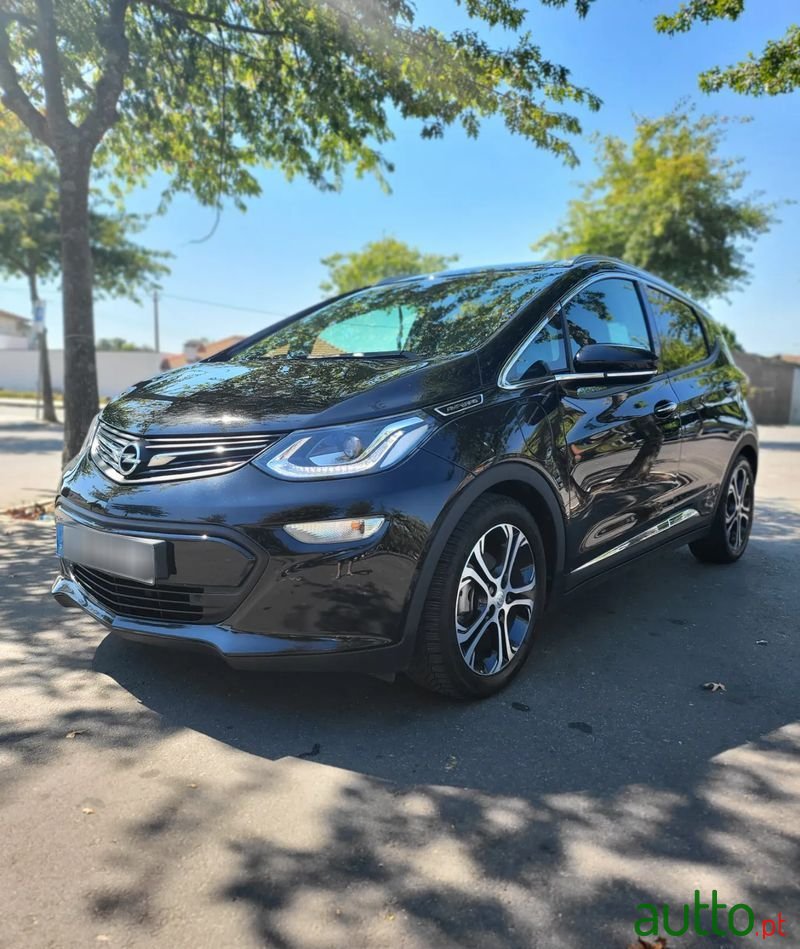 2019' Opel Ampera-e photo #2