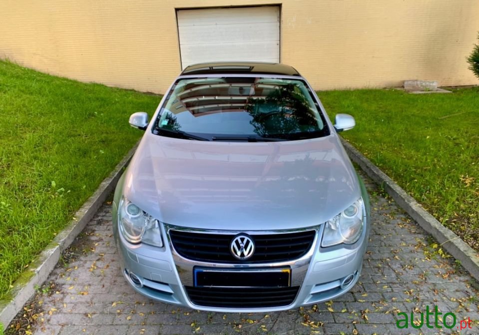 2007' Volkswagen Eos photo #4